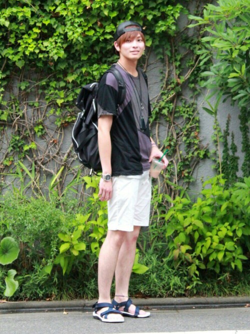 ユウトのTシャツを使った夏服コーディネート