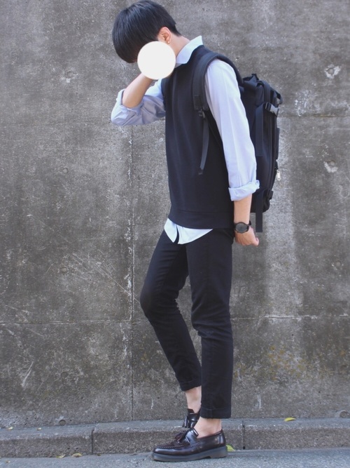 masaのベスト、ハイクルーネックカノコニットベストを使ったコーディネート