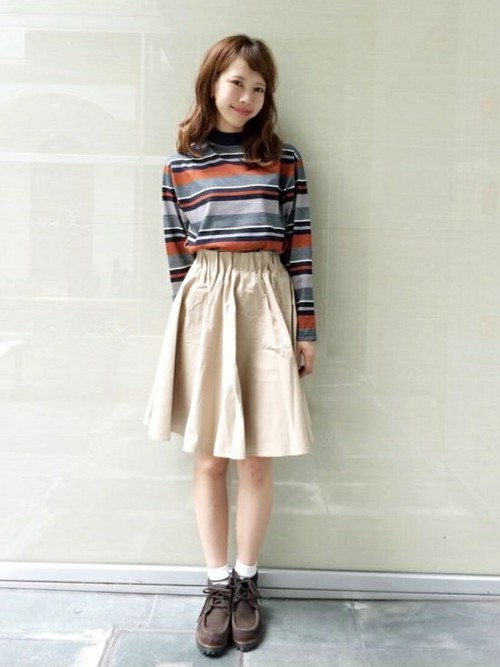 かとまりのTシャツ・カットソー「ハイネックプルオーバー」を使ったコーディネート