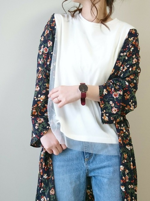 CHAMUのTシャツ/カットソー・ジーンズを使ったコーディネート