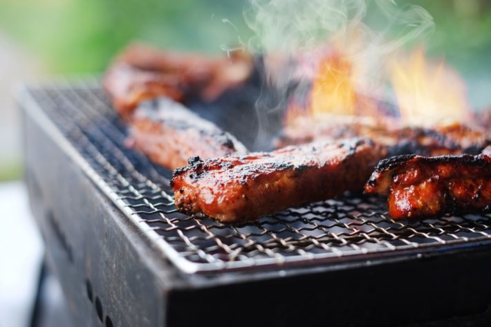 趣味サークルの野外BBQパーティー(イメージ画像)