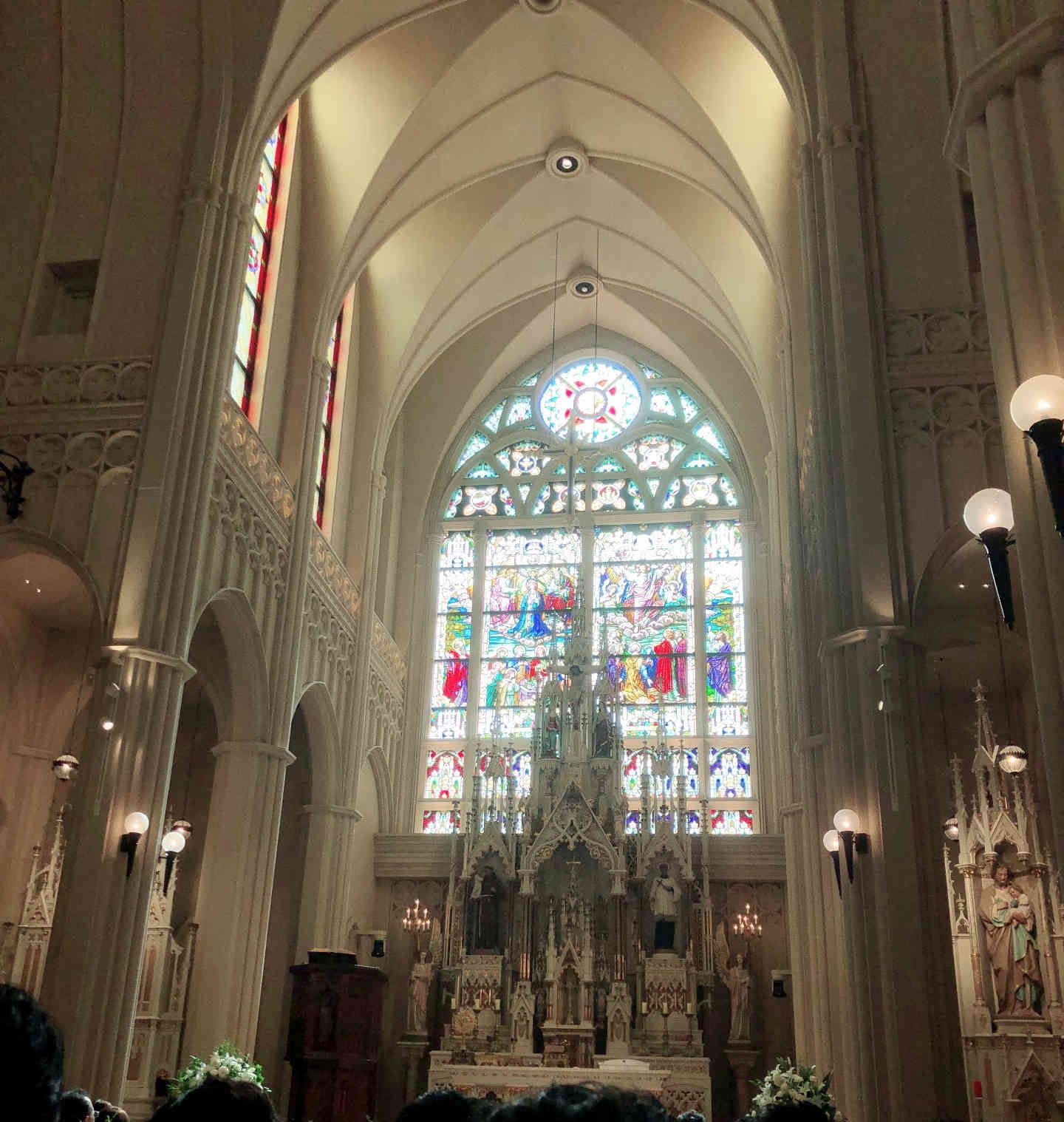 チャペルで結婚式